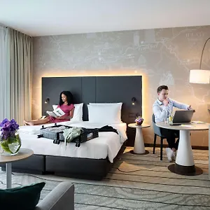 Hyatt Place Frankfurt Airport Отель Франкфурт-на-Майне