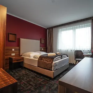 https://sunset-hotel.hotelsheidelberg.net